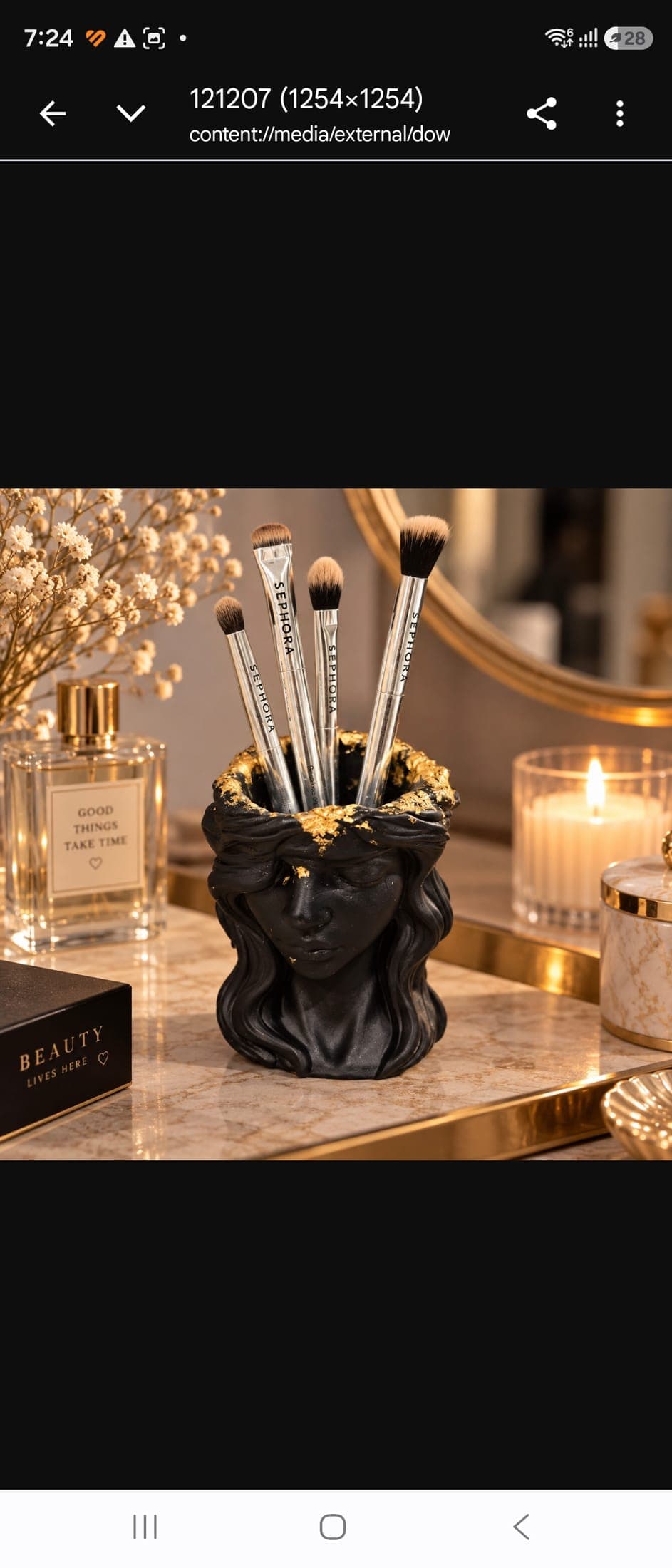 Resin Face Brush Holder